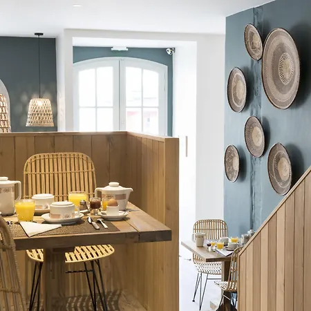 De La Commanderie 3*