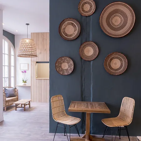 De La Commanderie Hotel