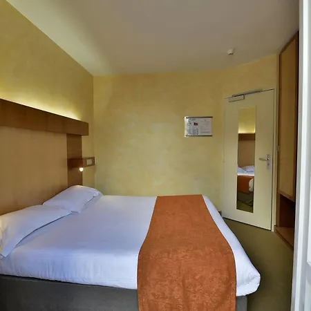 Hotel De La Commanderie 3*