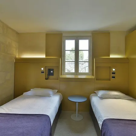 Hotel De La Commanderie 3*