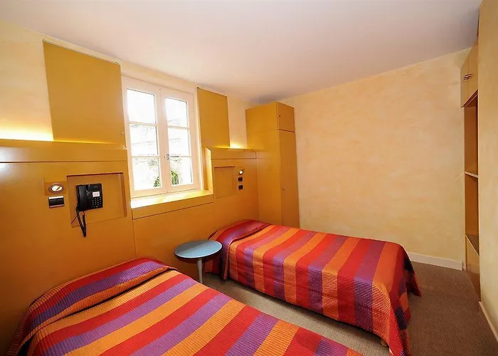 Hotel De La Commanderie 3*