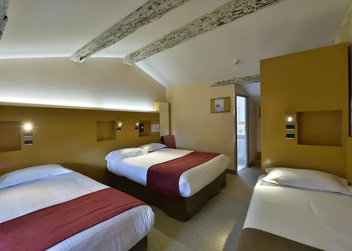 De La Commanderie 3*